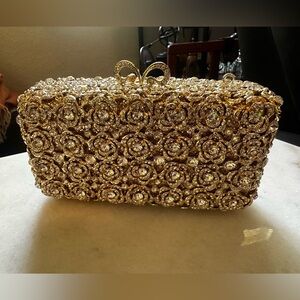New Luxury Elegant Gold Crystal Clutch